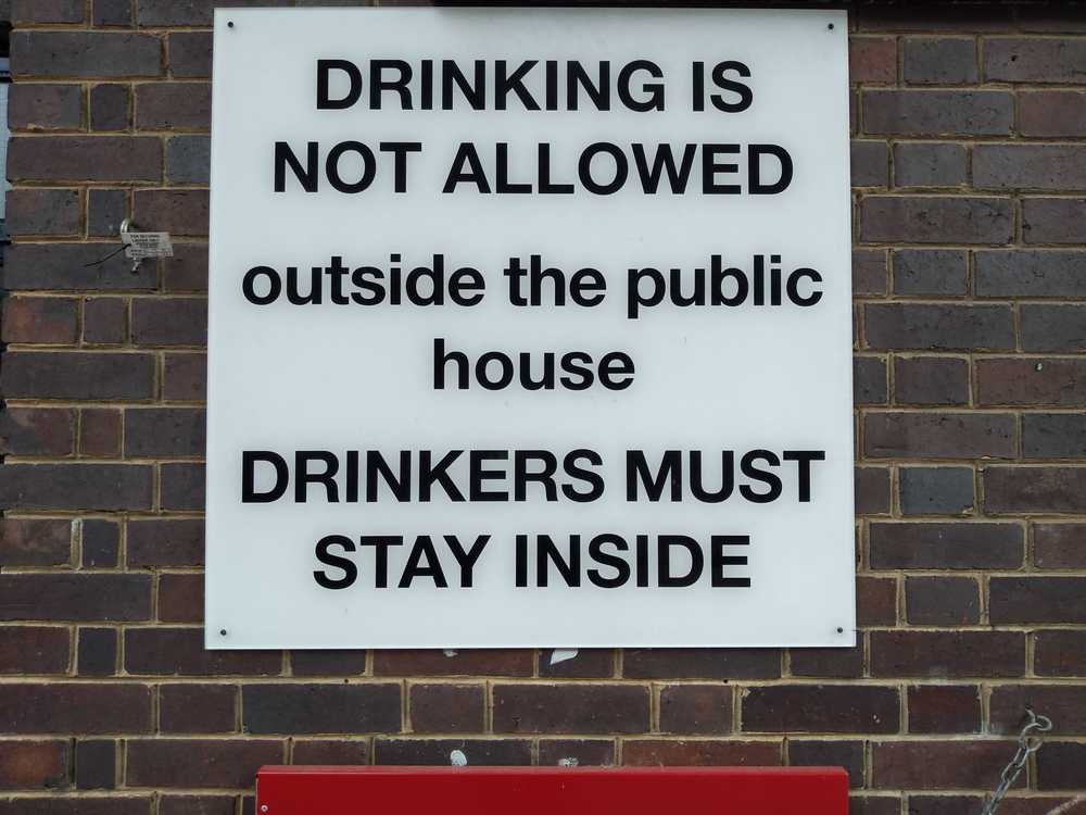 Drinkers must stay inside